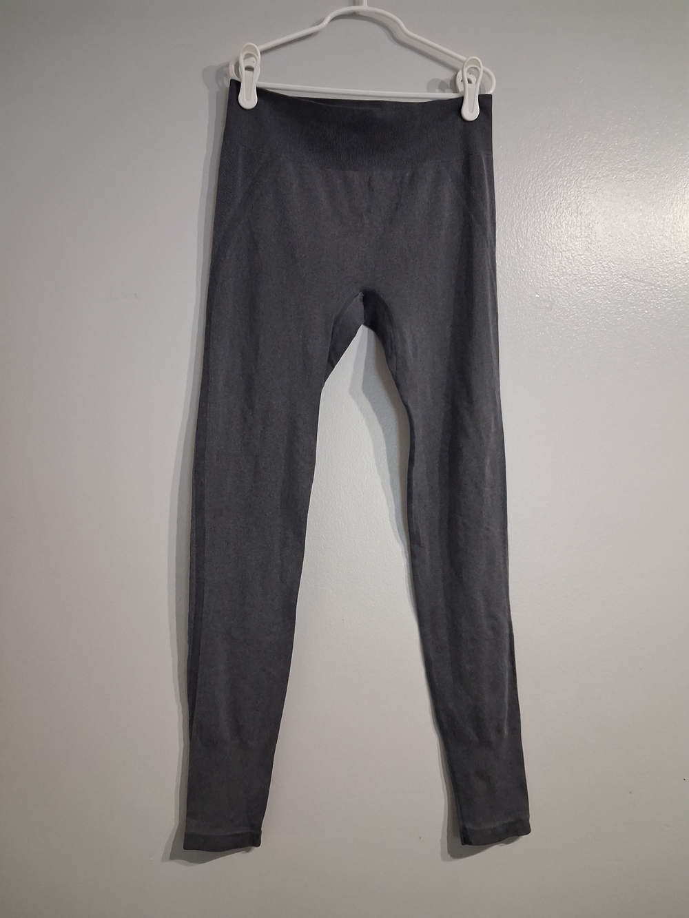 Uniqlo Charcoal Gray Women's Stretch Leggings